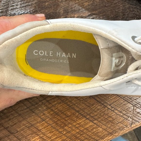 Cole Haan Women's White Grandpro Topspin Sneakers size 7 US - Picture 2 of 5